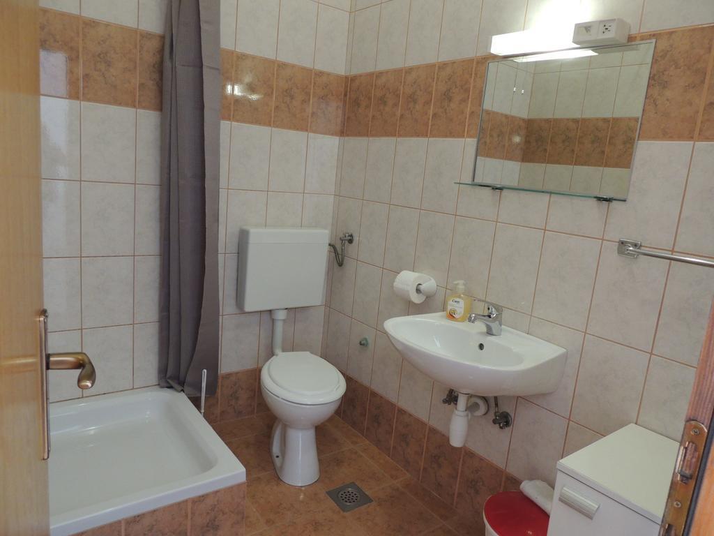 Apartments Barcarola باغ المظهر الخارجي الصورة