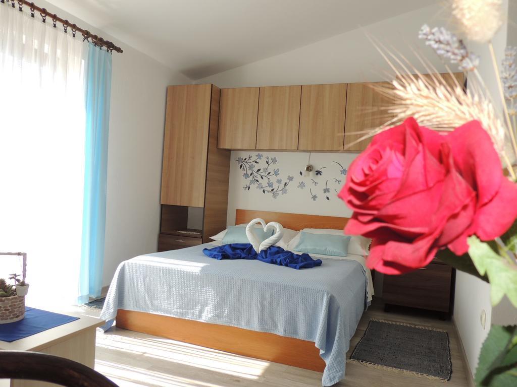 Apartments Barcarola باغ المظهر الخارجي الصورة